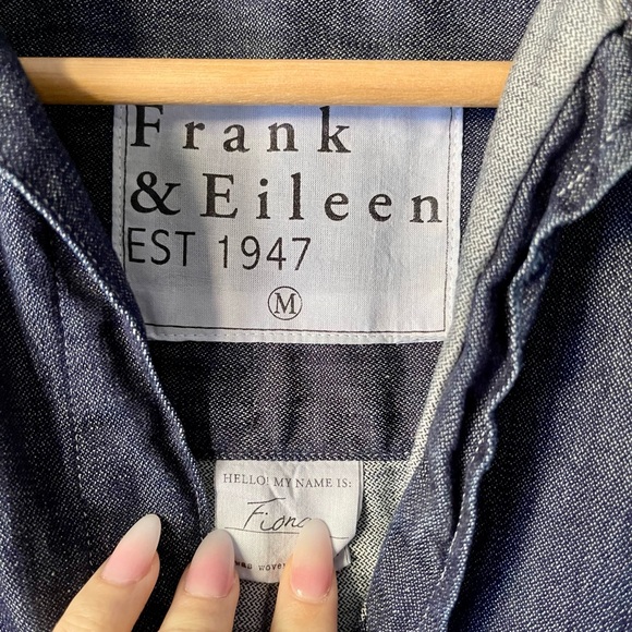 Frank & Eileen Denim Button Down, Sz M - Picture 3 of 3